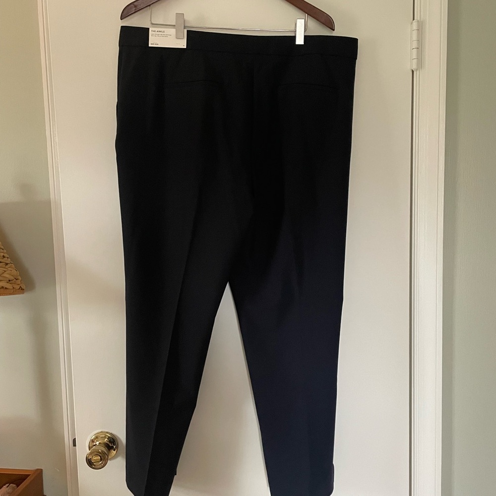 NWT Ann Taylor Seasonless Stretch Navy Ankle Pants